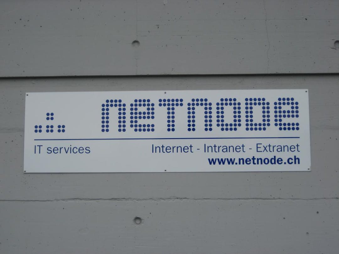 Die verschiedenen Logos von NETNODE.